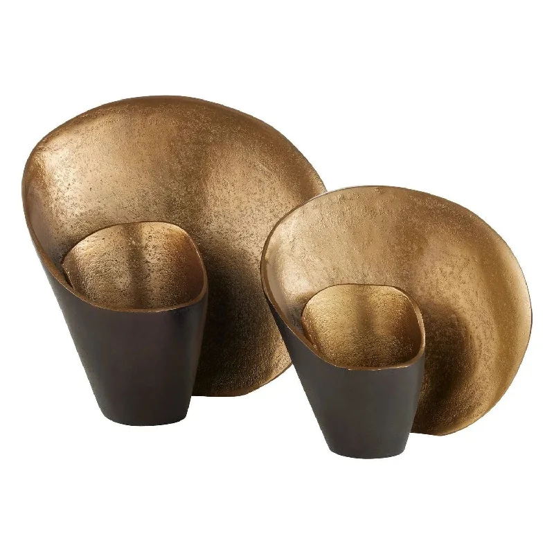 Track lighting for photography studiosDemarco Sculptures - Set of 2