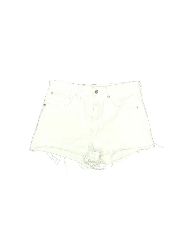 Low-Rise Denim Shorts in Light Wash